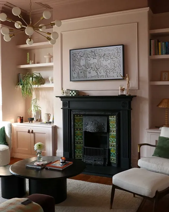 Farrow and Ball Calamine living room fireplace picture