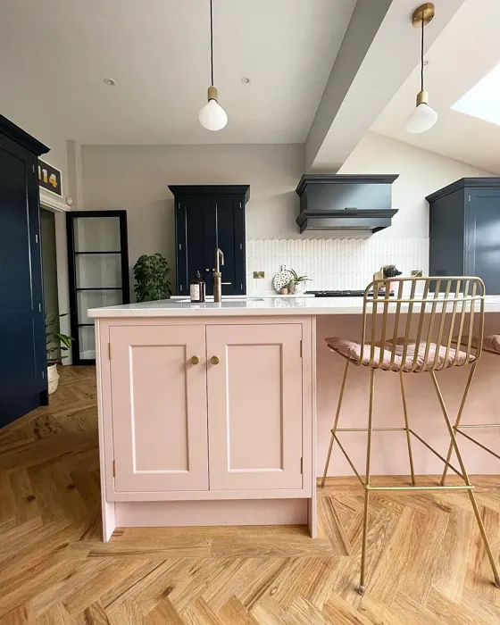 Calamine kitchen cabinets paint review