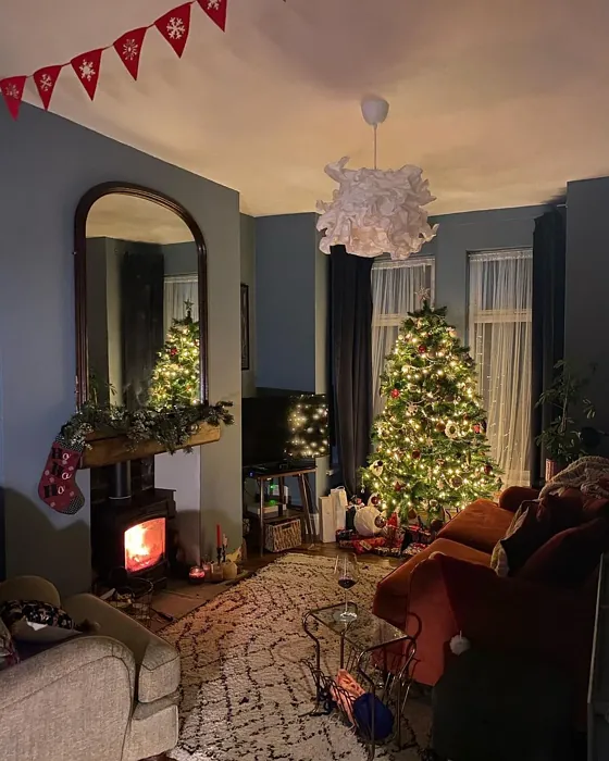 Dulux Denim Drift living room fireplace color