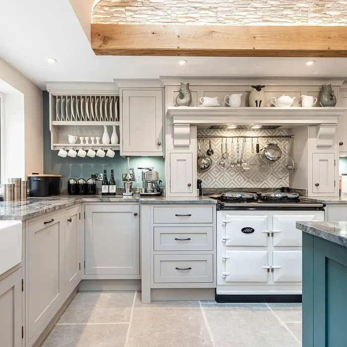 Farrow and Ball Purbeck Stone 275 kitchen cabinets