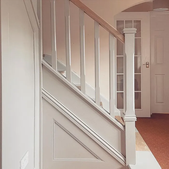 Farrow and Ball 275 stairs picture