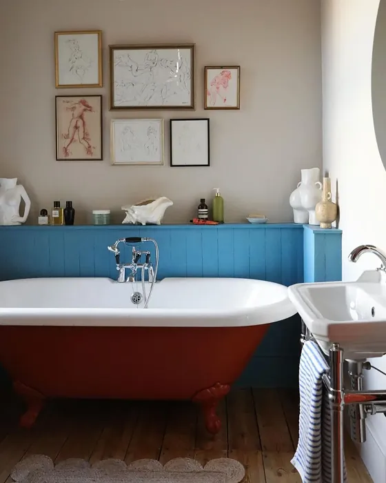 Farrow and Ball Stirabout bathroom color review