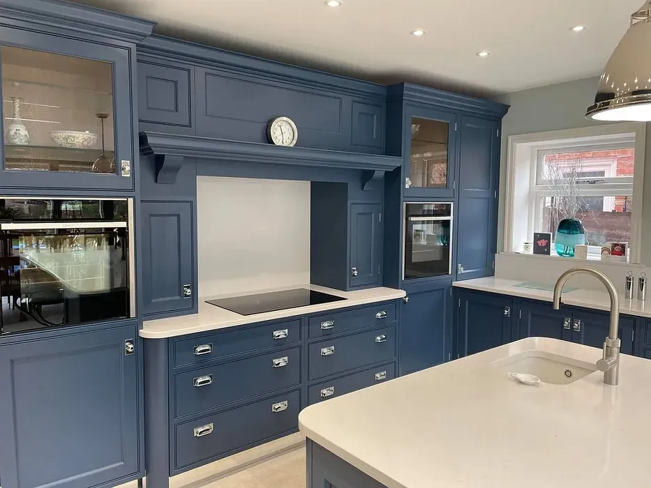 Little Greene Hicks' Blue 208 kitchen cabinets