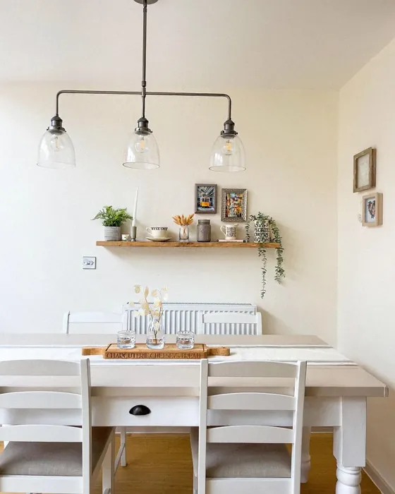 Farrow and Ball Wimborne White dining room paint
