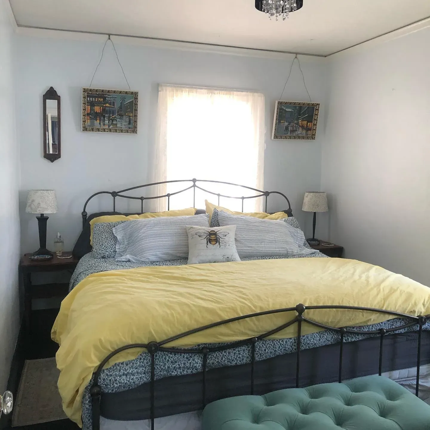 Benjamin Moore Lily White bedroom color review