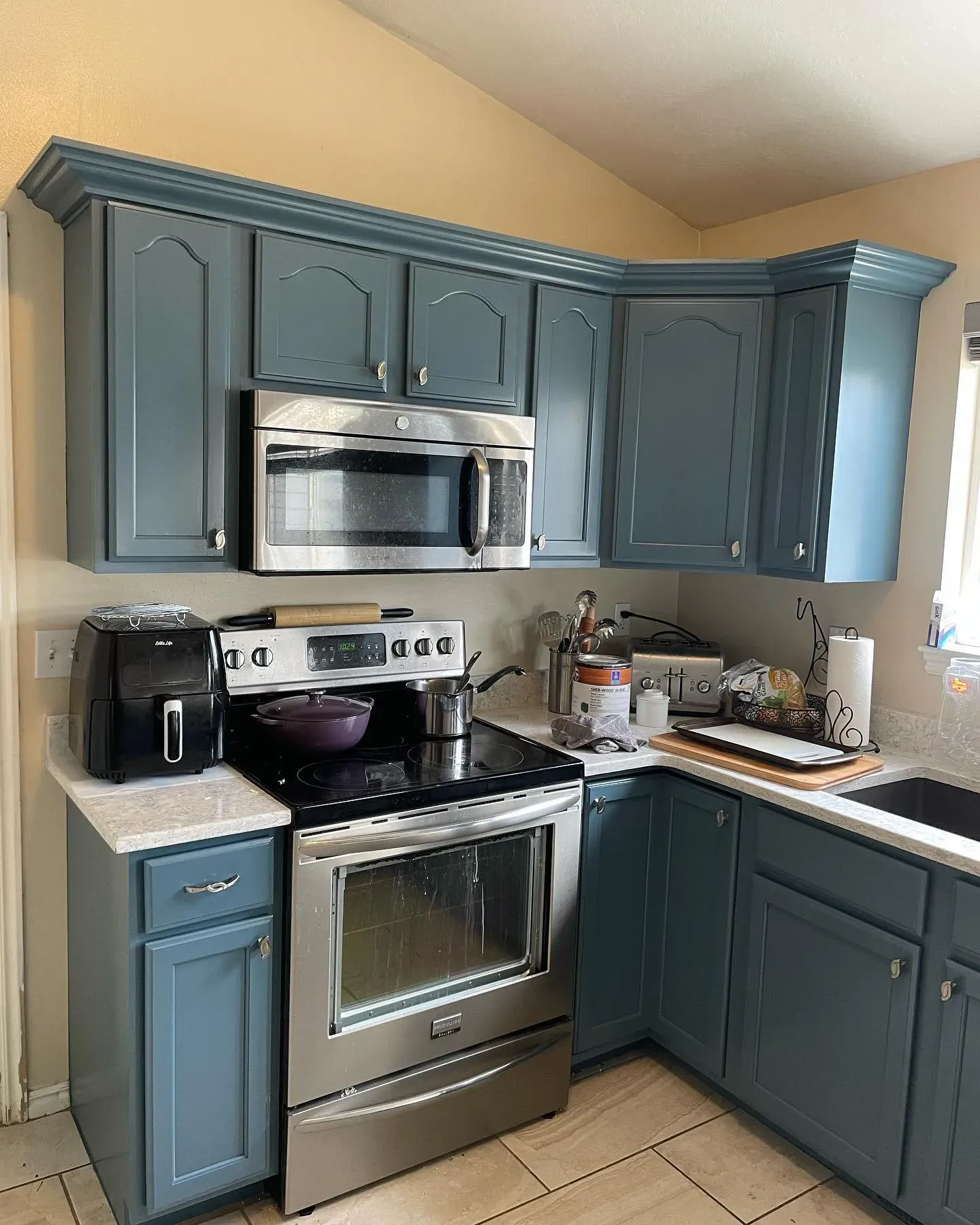 SW Bunglehouse Blue kitchen cabinets color review