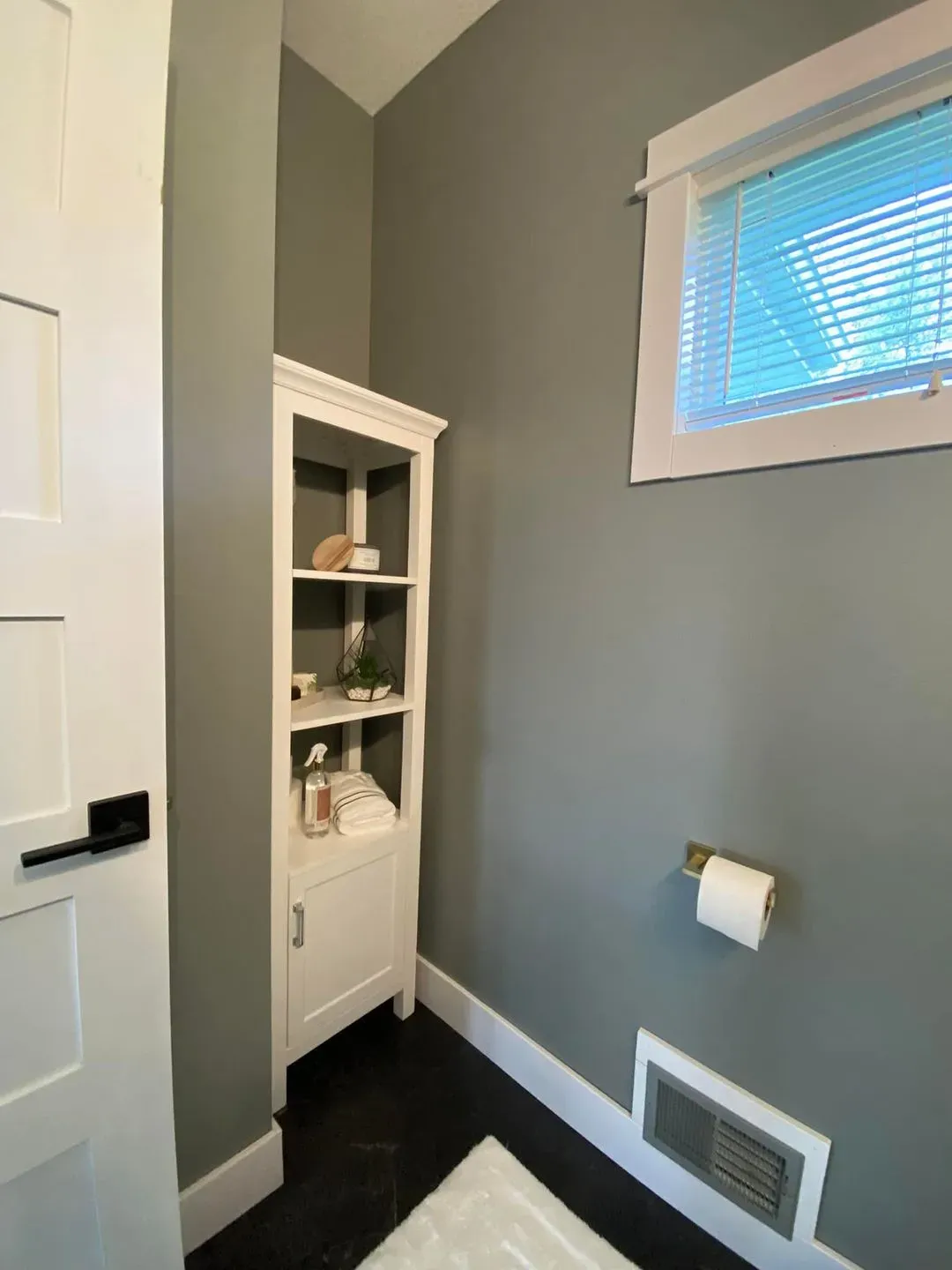 Illusive Green bathroom paint review