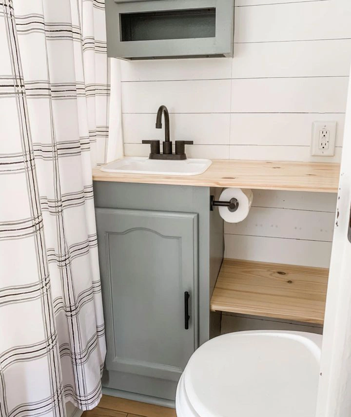 Sw Illusive Green Bathroom Vanity