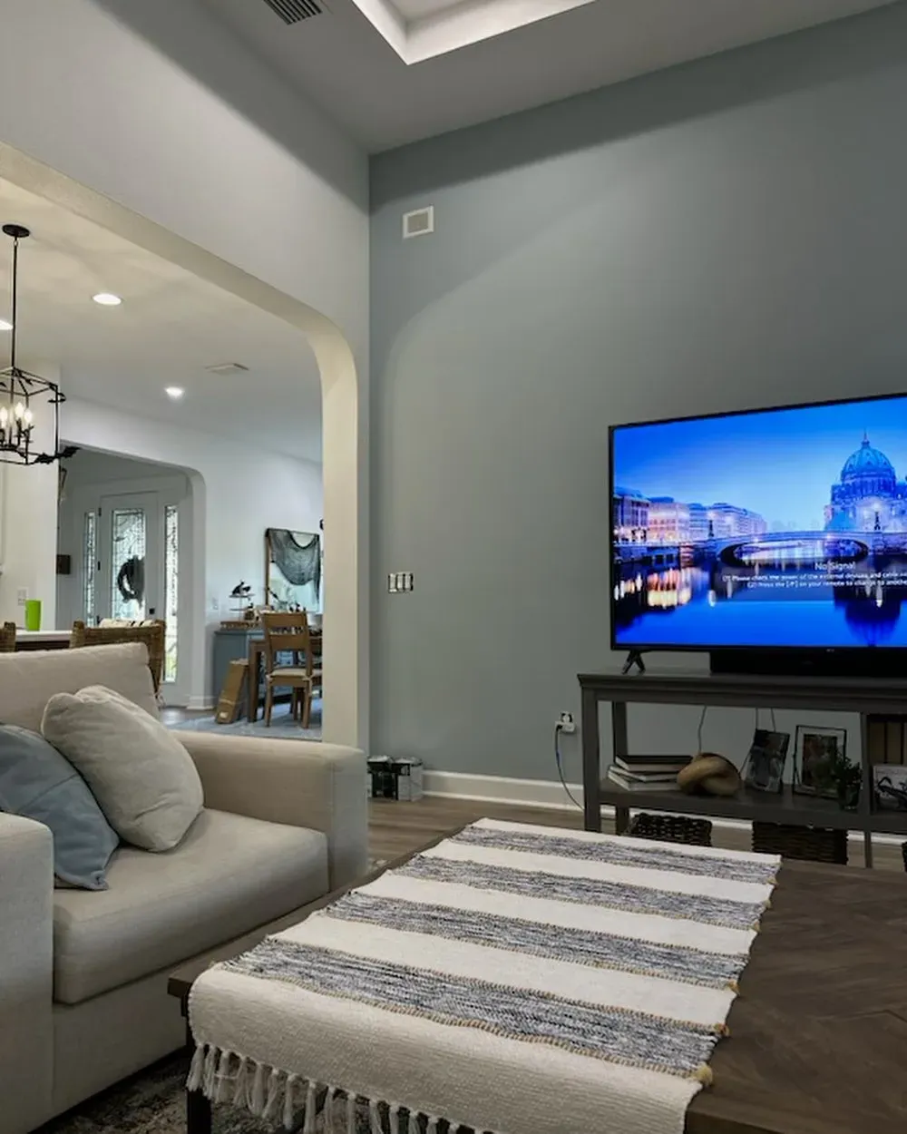 Niebla Azul modern living room interior