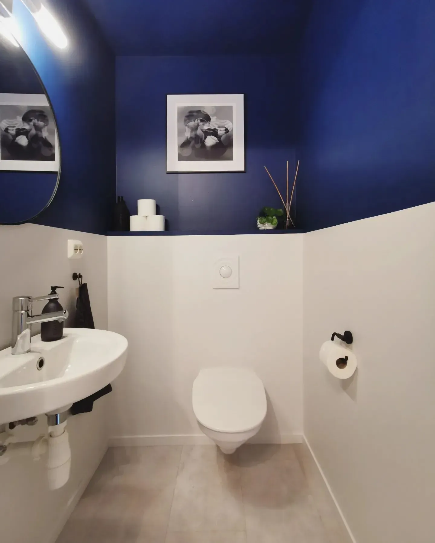 Jotun Statement Blue bathroom color paint
