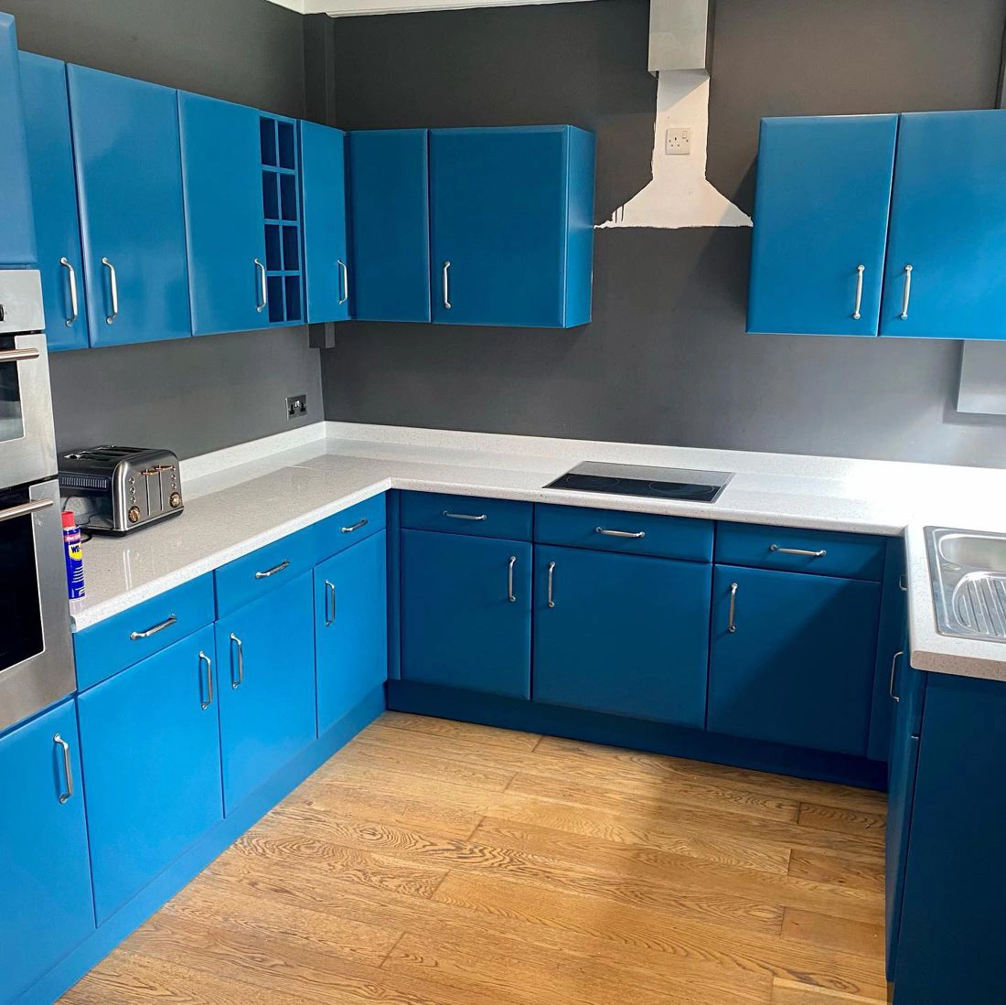Azure blue RAL 5009 kitchen