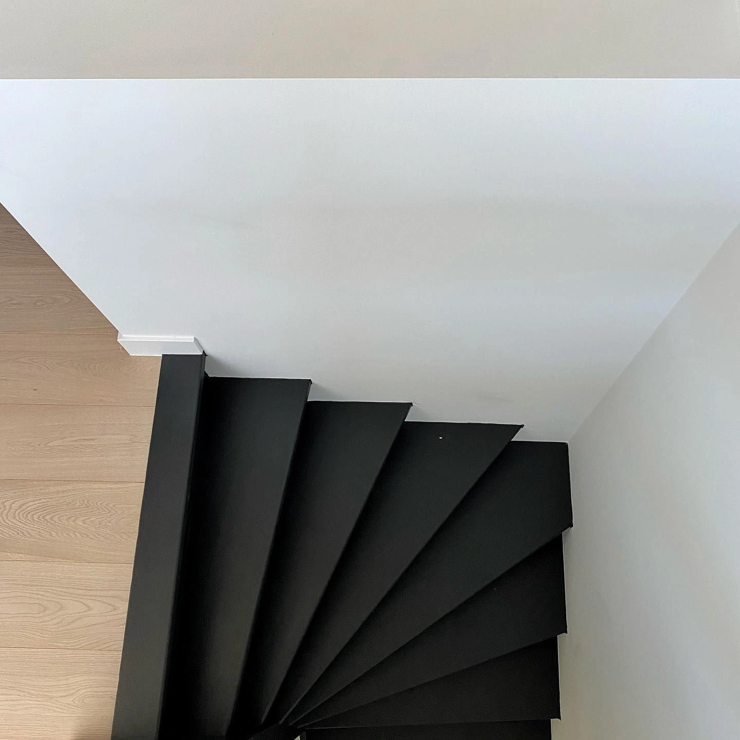 Black grey RAL 7021 review minimal stairs