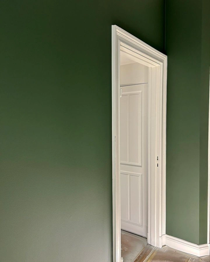 Farrow and Ball Beverly 310 wall paint