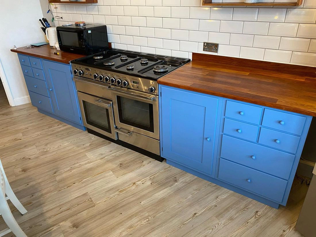 Farrow and Ball Cook's Blue 237 kitchen cabinets