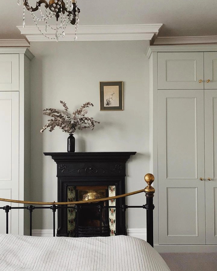 Farrow and Ball Cromarty 285 wall paint