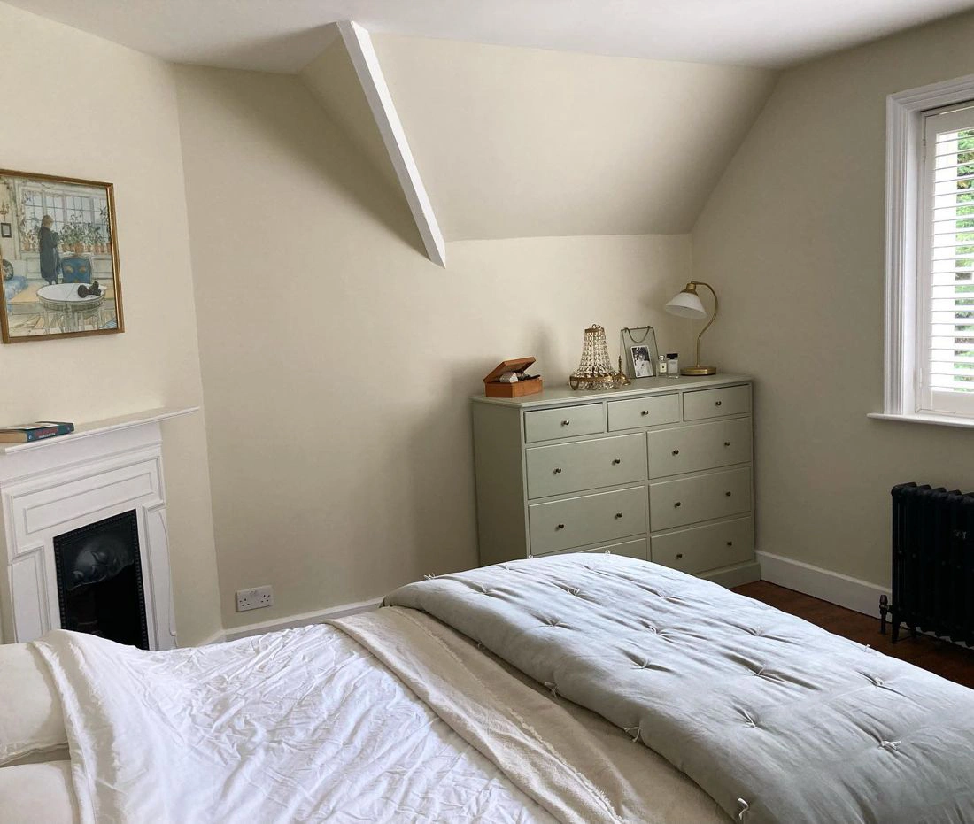 Farrow and Ball Lime White bedroom