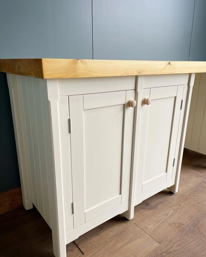Farrow and Ball New White 59 painted furniture