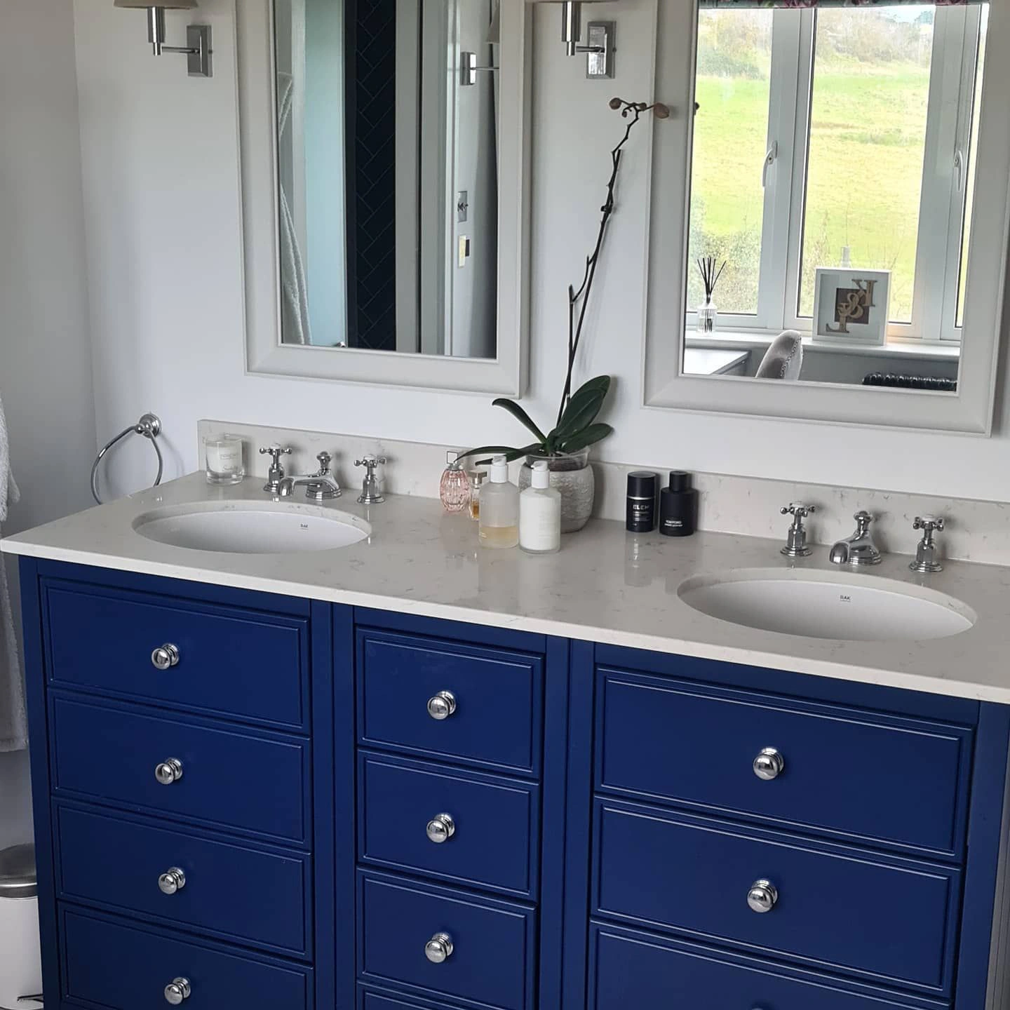 Sapphire blue RAL 5003 painted bath furniture