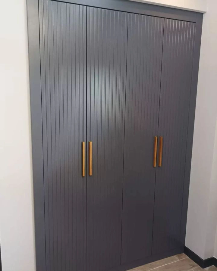 Slate grey RAL 7015 painted closet doors