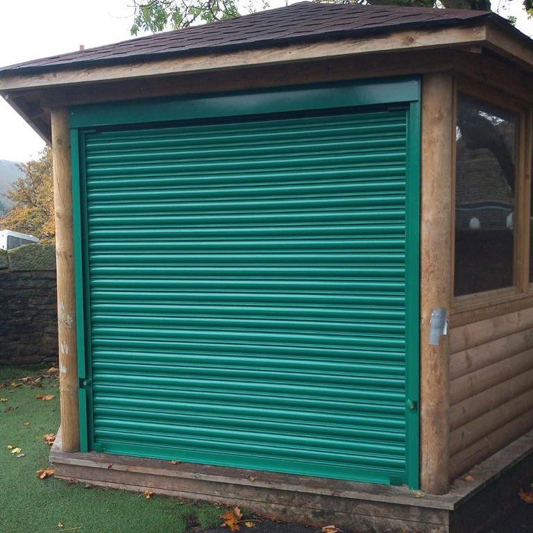 Turquoise green RAL 6016 roller shutter review