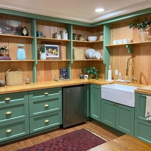 Photo of color Sherwin Williams SW 7742 Agate Green