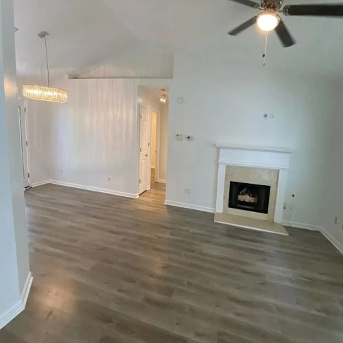 Photo of color Behr GR-W08 Arcade White