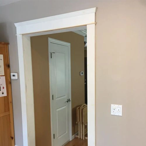 Photo of color Benjamin Moore 990 Hampshire Taupe