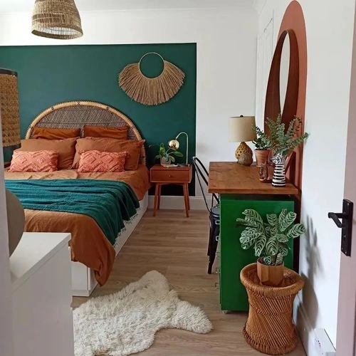 Photo of color Dulux 07GG 07/143 Pine Needle