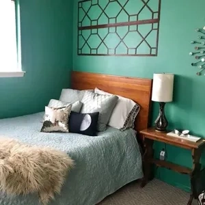 Photo of color Sherwin Williams SW 0060 Alexandrite