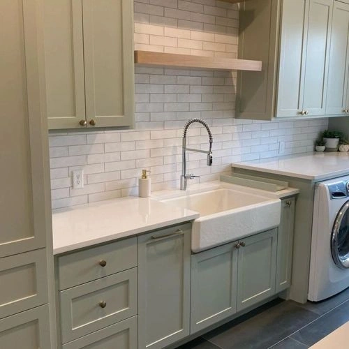 Photo of color Sherwin Williams SW 6184 Austere Gray