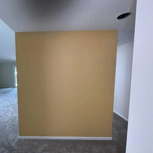 Photo of color Sherwin Williams SW 7682 Bee's Wax