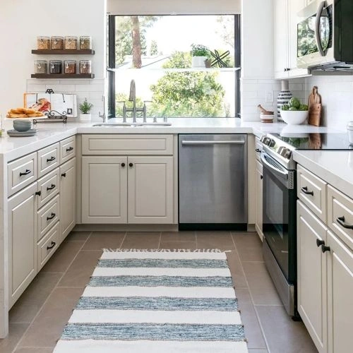 Photo of color Behr HDC-MD-11 Exclusive Ivory