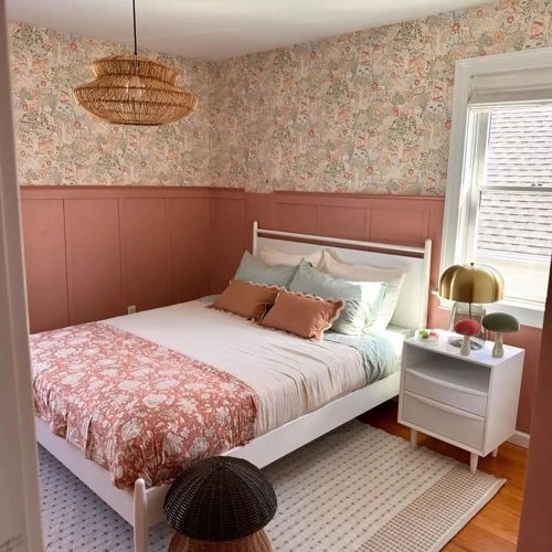 Photo of color Behr S170-4 Retro Pink