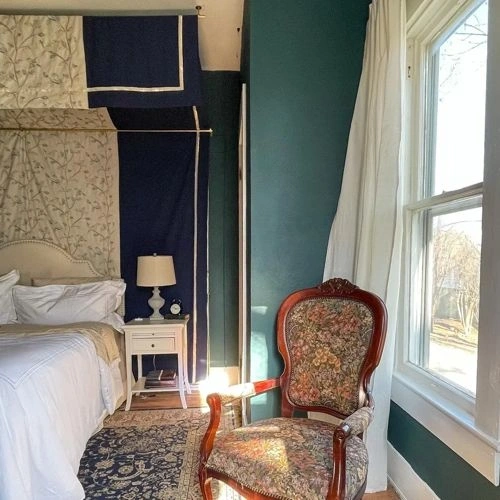 Photo of color Behr S440-7 Thermal