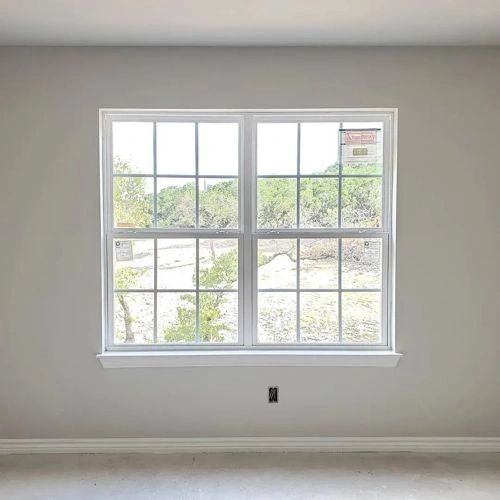 Photo of color Behr N320-2 Toasty Gray