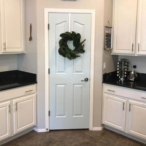 Photo of color Behr MQ3-20 Whipped Mint