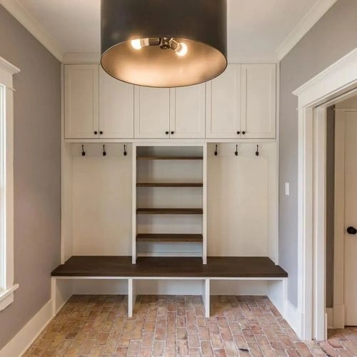 Photo of color Benjamin Moore OC-38 Acadia White