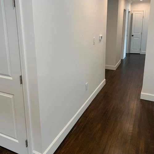 Photo of color Benjamin Moore OC-129 Alabaster