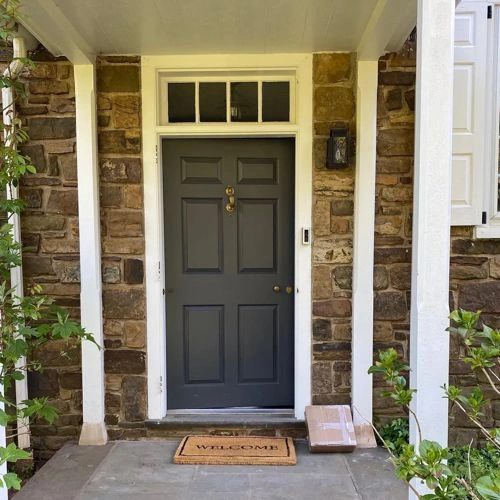 Photo of color Benjamin Moore CW-685 Ambler Slate Photo of color Benjamin Moore CW-685 Ambler Slate