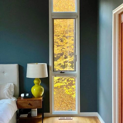 Photo of color Benjamin Moore 2126-30 Anchor Gray