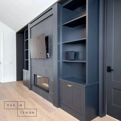 Photo of color Benjamin Moore 2125-10 Black Panther Photo of color Benjamin Moore 2125-10 Black Panther