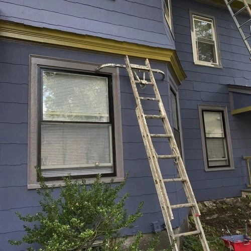 Photo of color Benjamin Moore 1435 Blue Gaspe Photo of color Benjamin Moore 1435 Blue Gaspe