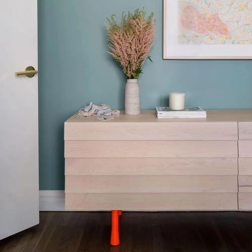 Photo of color Benjamin Moore 711 Boca Raton Blue