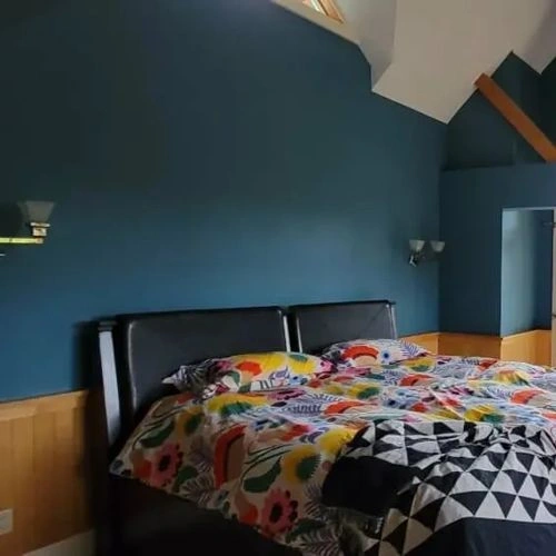 Photo of color Benjamin Moore HC-151 Buckland Blue