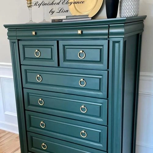 Photo of color Benjamin Moore 707 Calico Blue