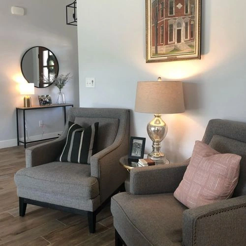 Photo of color Benjamin Moore 2127-70 Cascade White