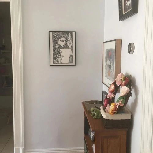 Photo of color Benjamin Moore 2126-70 Chalk White