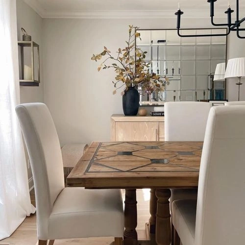 Photo of color Benjamin Moore OC-23 Classic Gray