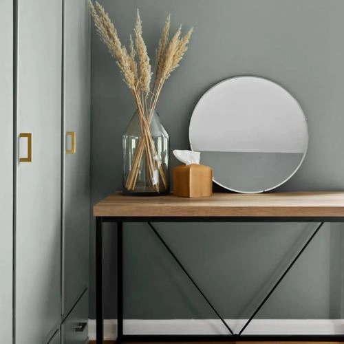 Photo of color Benjamin Moore 1483 Cos Cob Stonewall