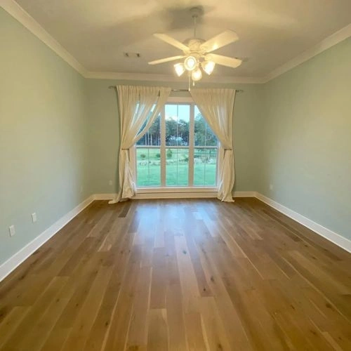 Photo of color Benjamin Moore CW-585 Ewing Blue